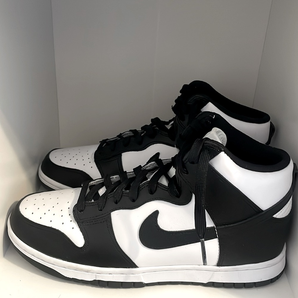Nike Dunk High (Men’s Shoes)- Black and White- Size 8.5